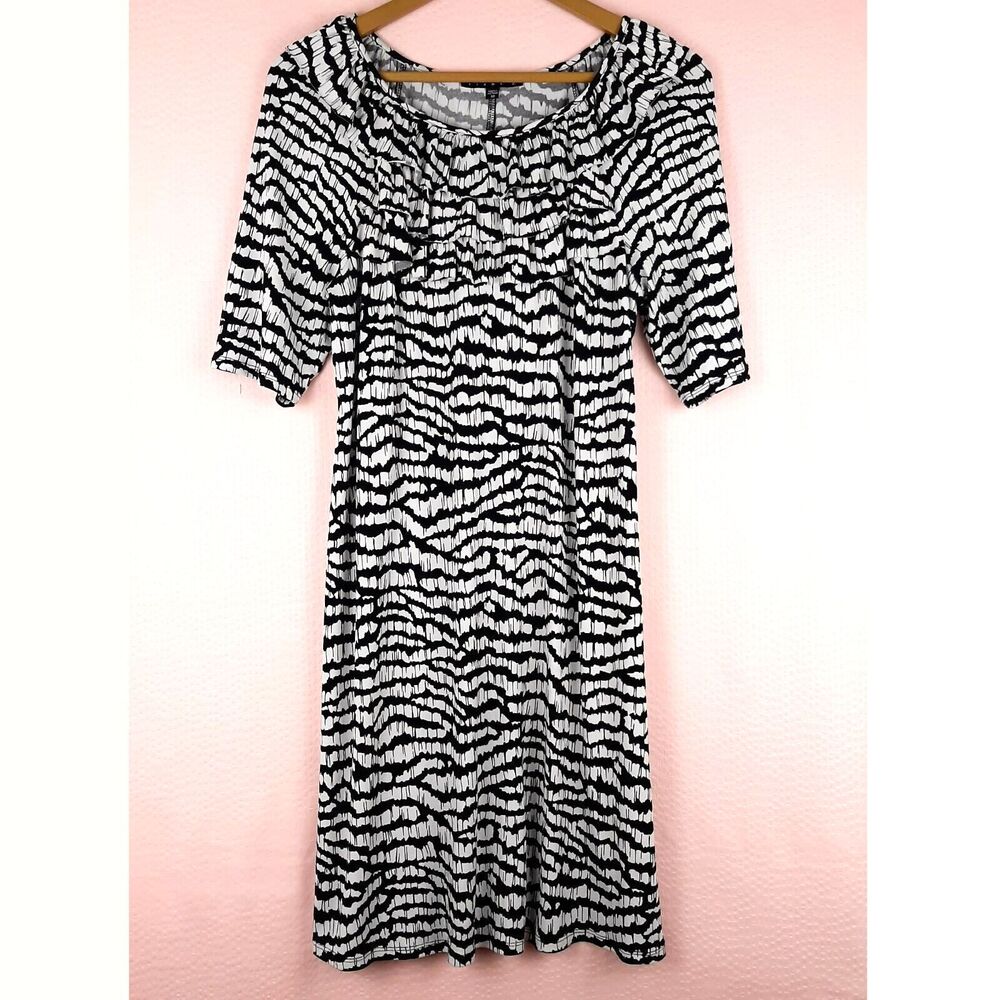 Tiana B Women Stretch Dress Ruffle Collar Black and White Short Sleeve Size 10